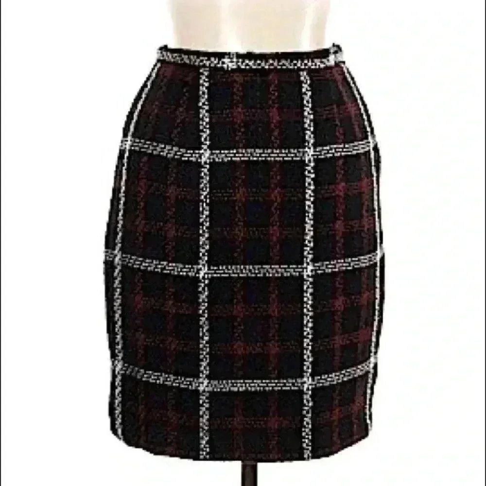 Donna Rae Acrylic Plaid Skirt
